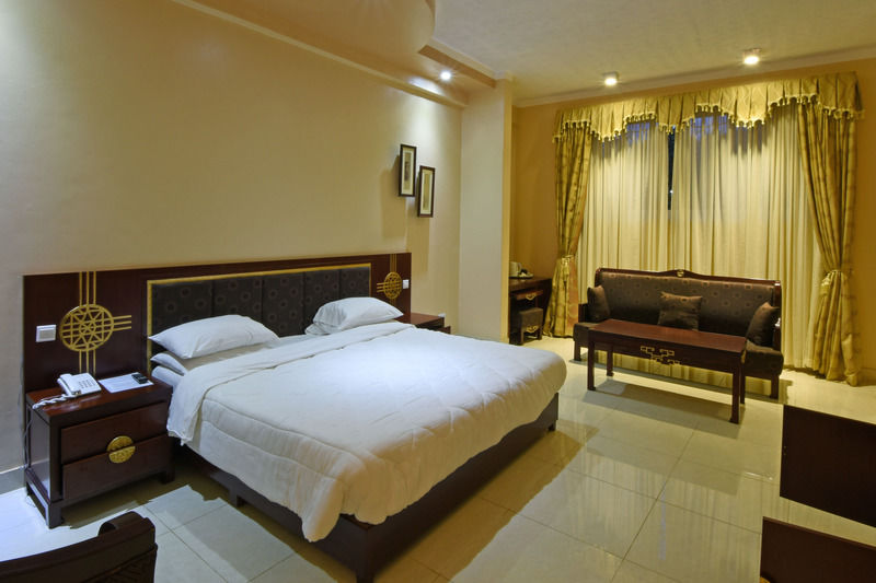 Imperial Golf View Hotel عنتيبي المظهر الخارجي الصورة