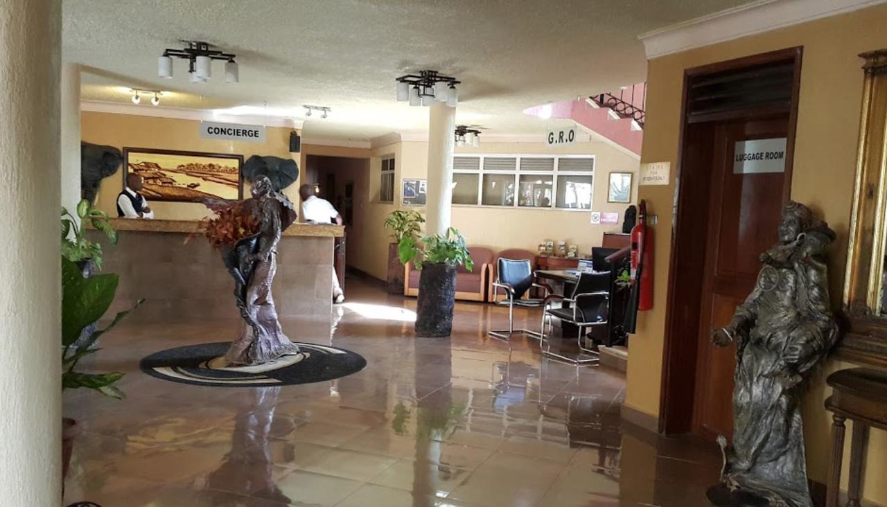 Imperial Golf View Hotel عنتيبي المظهر الخارجي الصورة