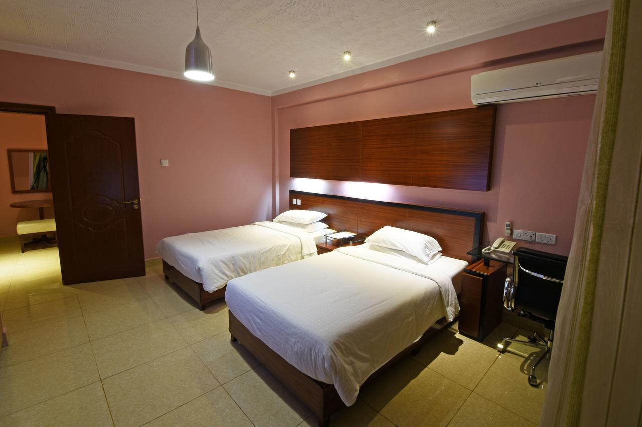 Imperial Golf View Hotel عنتيبي المظهر الخارجي الصورة