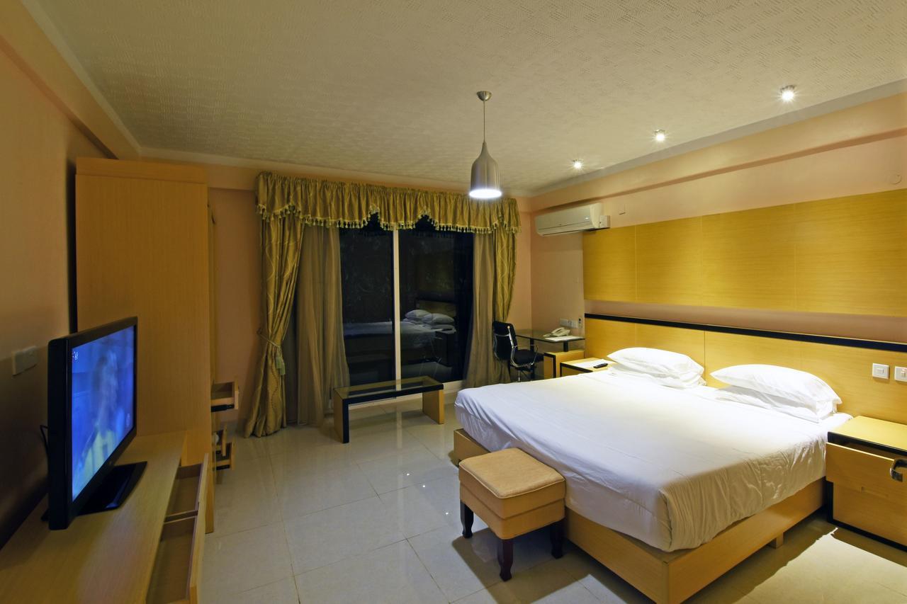 Imperial Golf View Hotel عنتيبي المظهر الخارجي الصورة